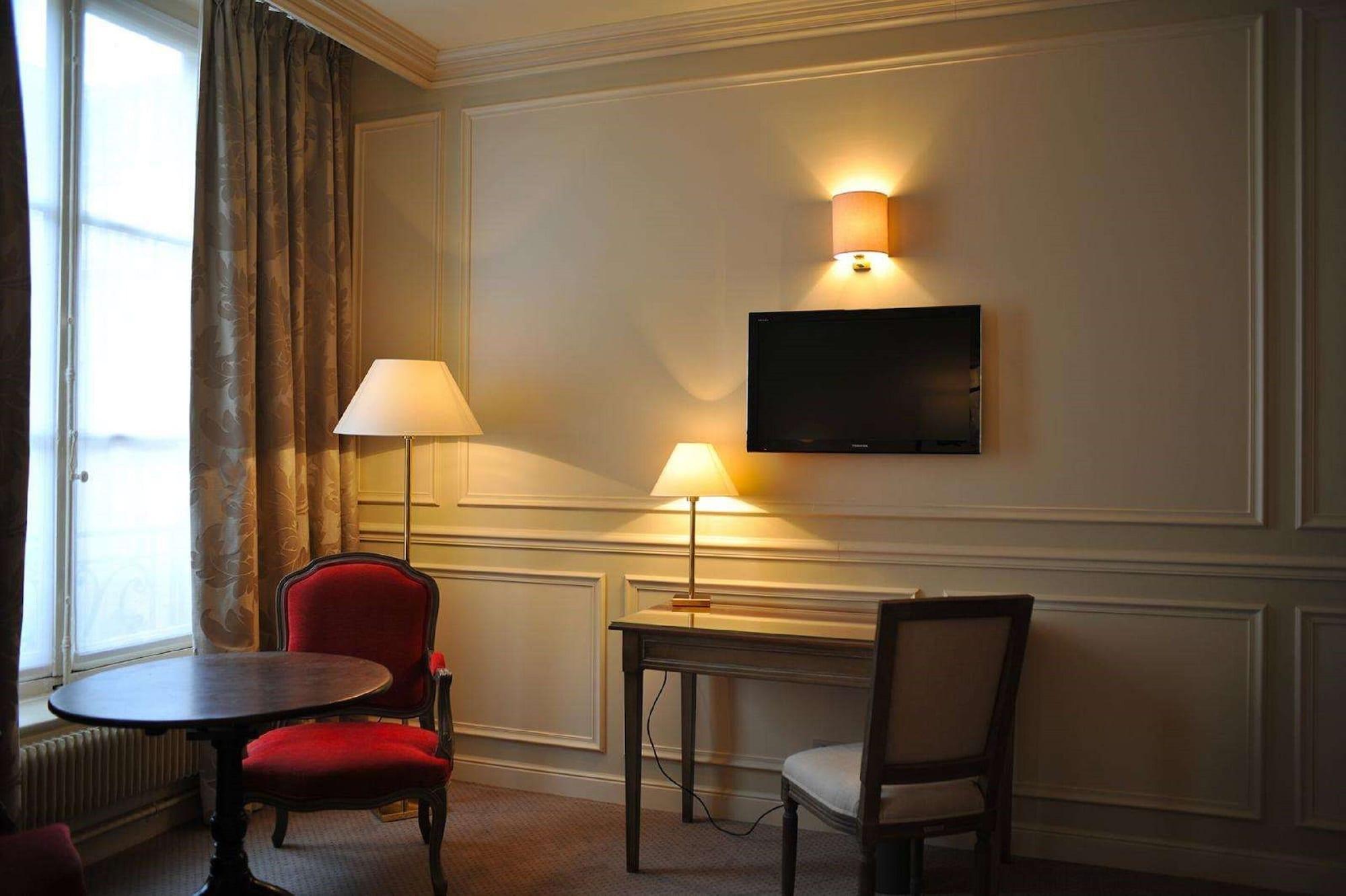 Hotel De L'Universite Paris Bagian luar foto