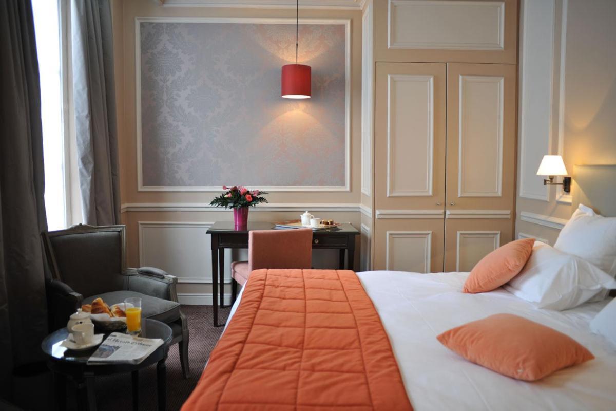 Hotel De L'Universite Paris Bagian luar foto